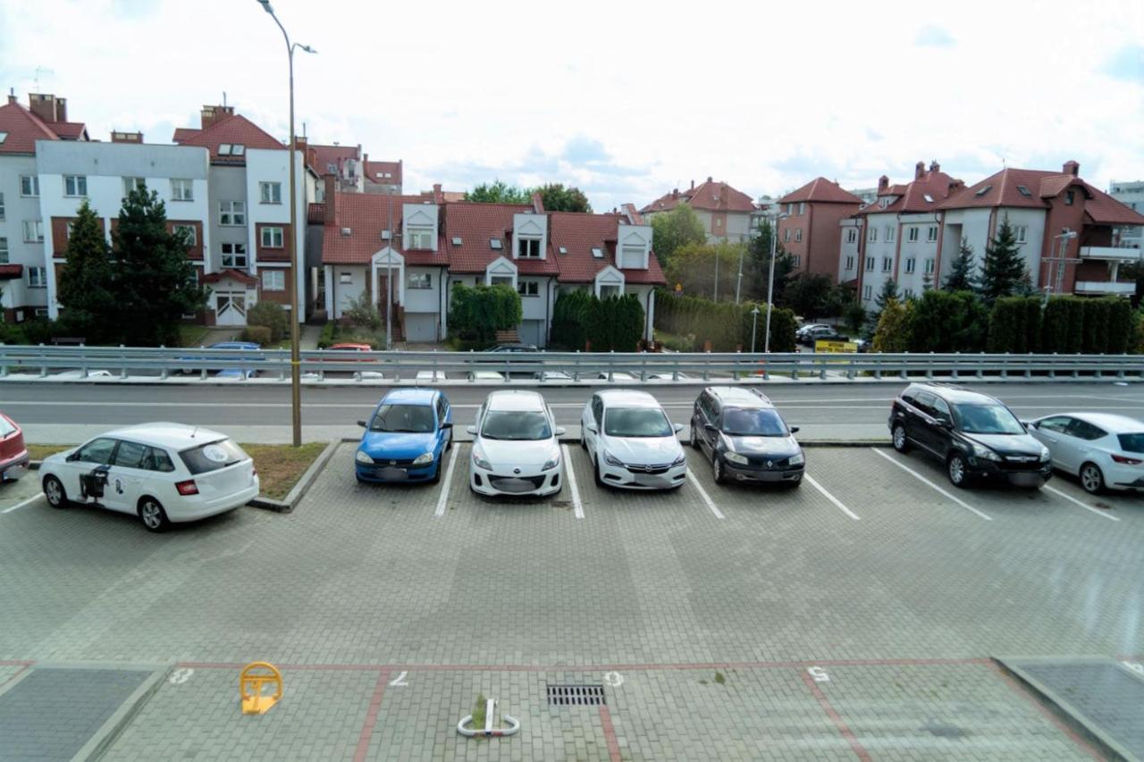 Capital Towers - Apartament Green Z Widokiem Na Rzeke Ряшів Екстер'єр фото
